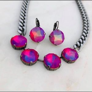 Sabika Enjoyable earrings